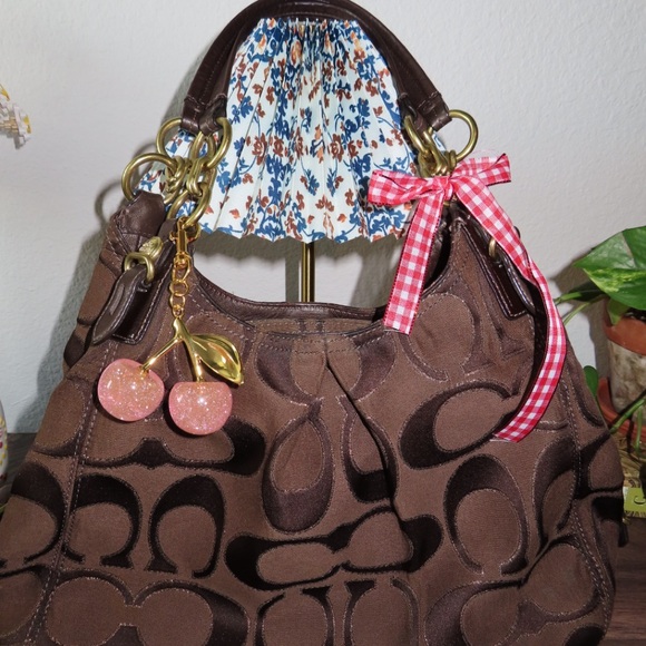 2000s Coach Madison - Picture 7 of 7